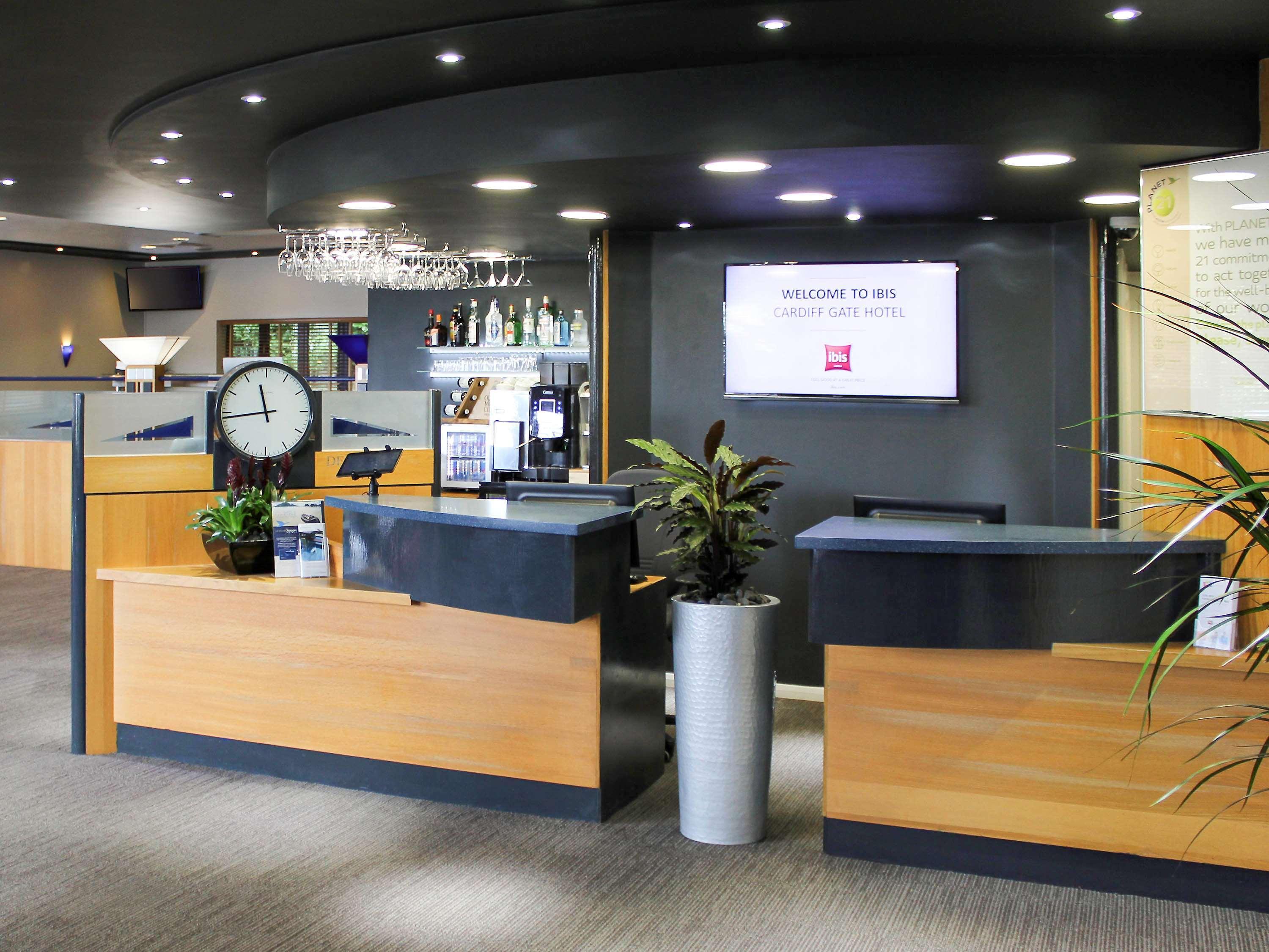 Hotel Ibis Cardiff Gate - International Business Park Exterior foto