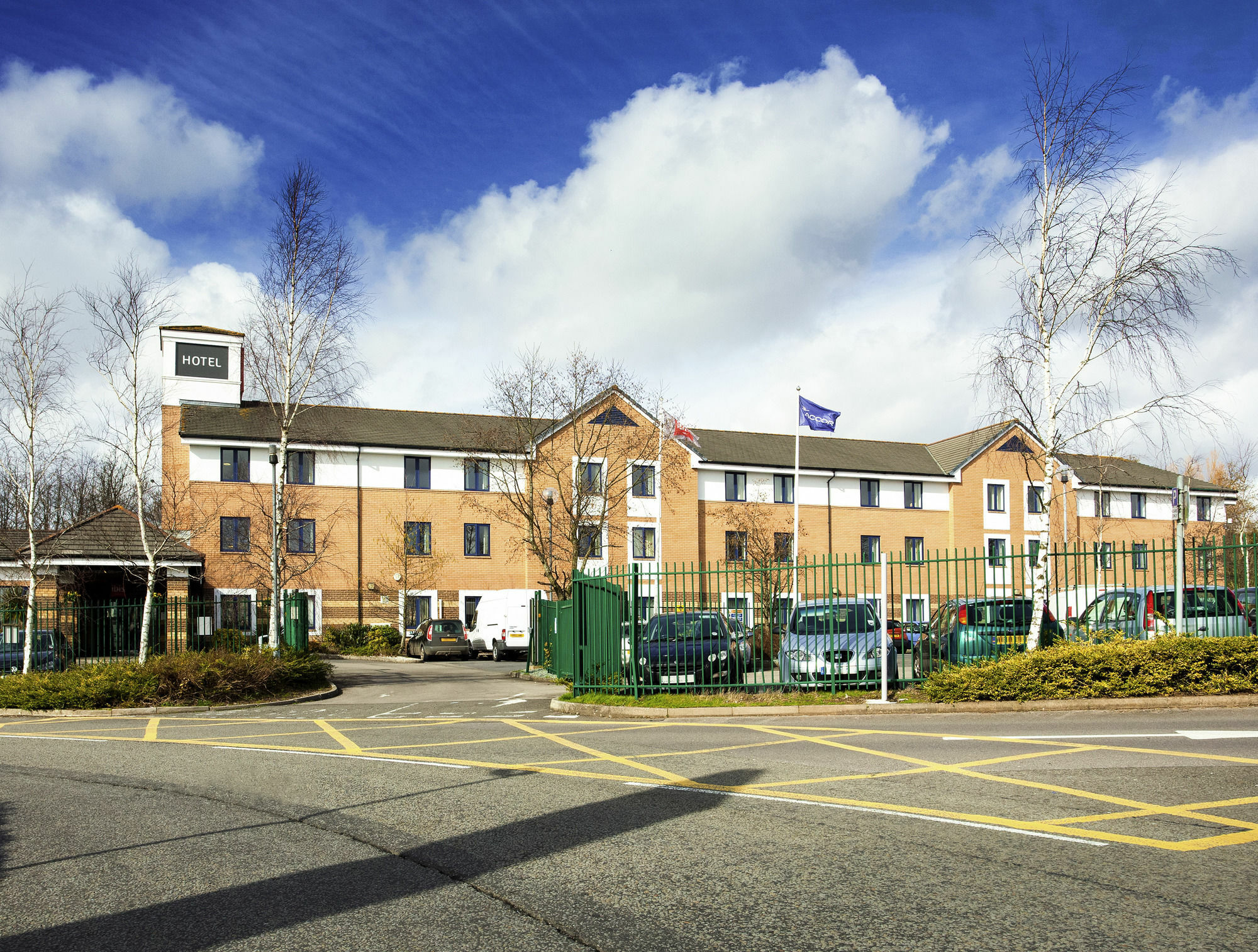 Hotel Ibis Cardiff Gate - International Business Park Exterior foto